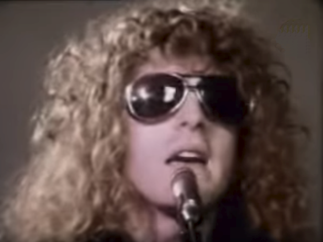 Mott The Hoople – All The Young Dudes