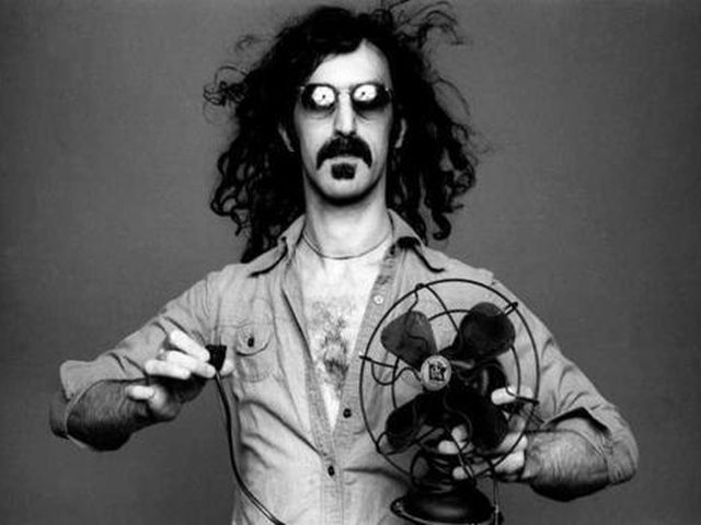 Frank Zappa - Cosmik Debris